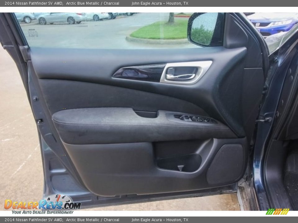 2014 Nissan Pathfinder SV AWD Arctic Blue Metallic / Charcoal Photo #17