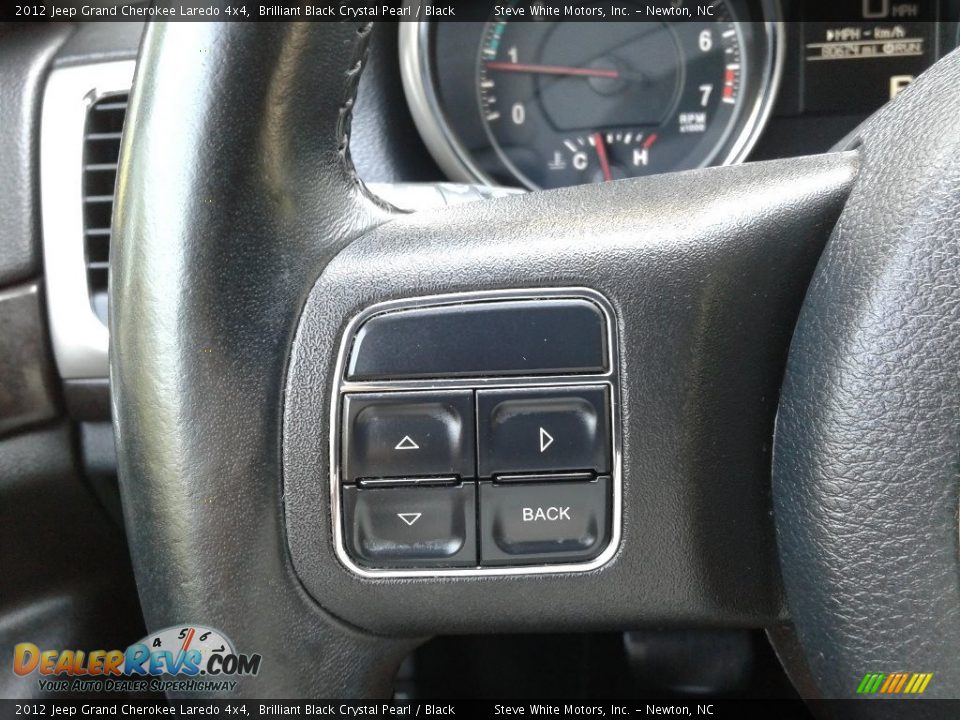2012 Jeep Grand Cherokee Laredo 4x4 Brilliant Black Crystal Pearl / Black Photo #17