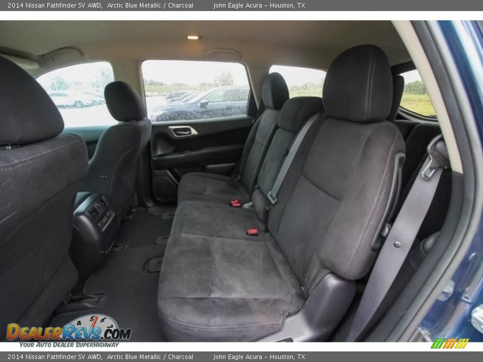 2014 Nissan Pathfinder SV AWD Arctic Blue Metallic / Charcoal Photo #20