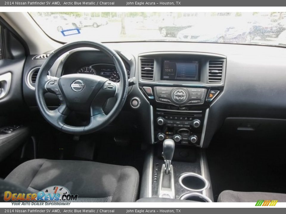 2014 Nissan Pathfinder SV AWD Arctic Blue Metallic / Charcoal Photo #26