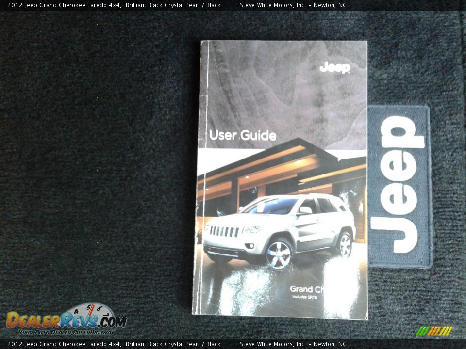 2012 Jeep Grand Cherokee Laredo 4x4 Brilliant Black Crystal Pearl / Black Photo #28