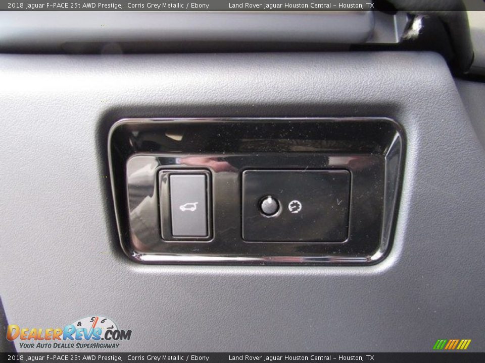 2018 Jaguar F-PACE 25t AWD Prestige Corris Grey Metallic / Ebony Photo #28