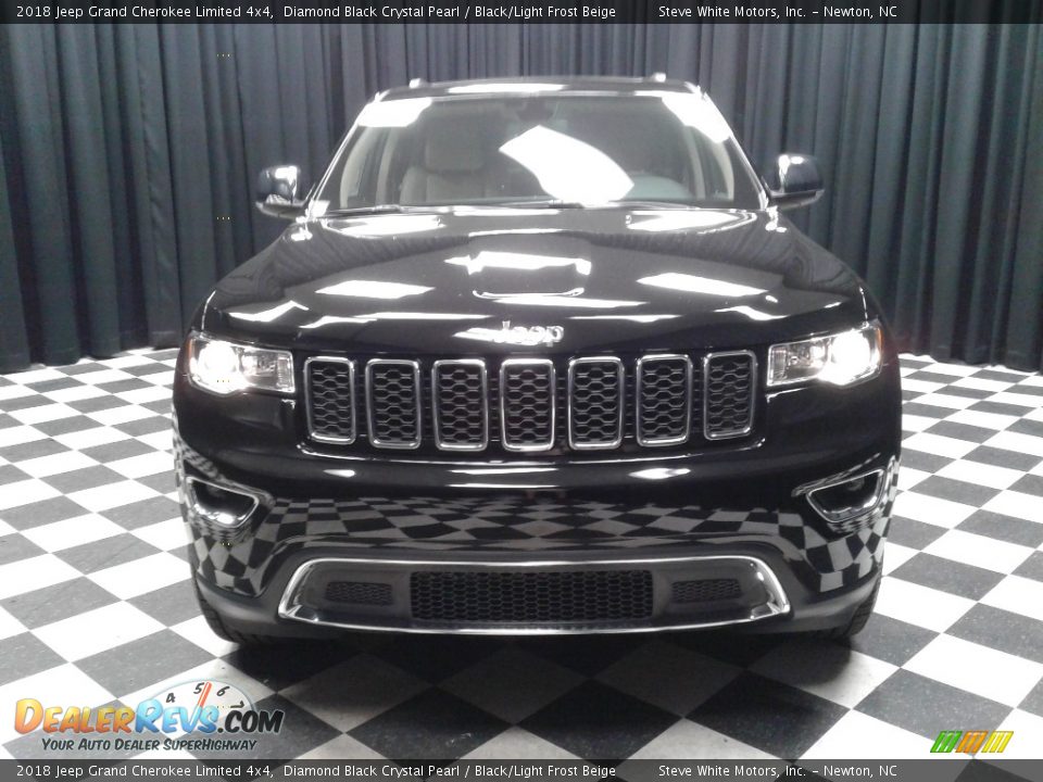 2018 Jeep Grand Cherokee Limited 4x4 Diamond Black Crystal Pearl / Black/Light Frost Beige Photo #3