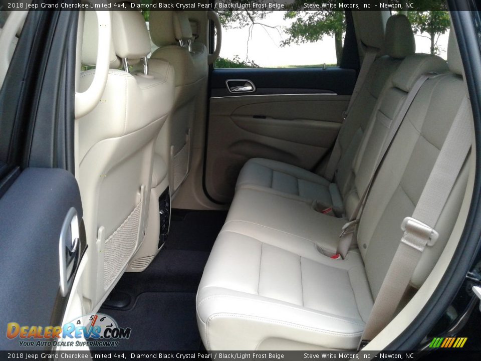 2018 Jeep Grand Cherokee Limited 4x4 Diamond Black Crystal Pearl / Black/Light Frost Beige Photo #11