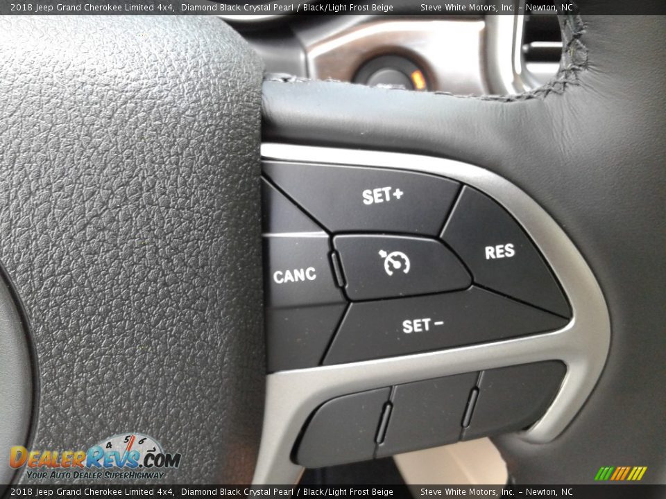 2018 Jeep Grand Cherokee Limited 4x4 Diamond Black Crystal Pearl / Black/Light Frost Beige Photo #20