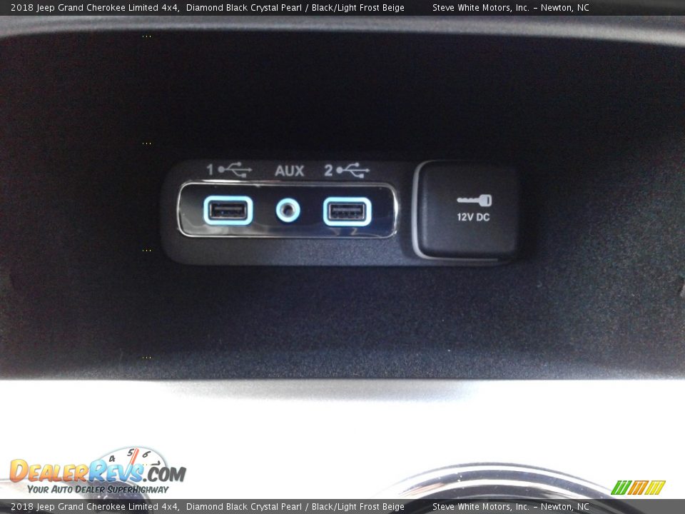 2018 Jeep Grand Cherokee Limited 4x4 Diamond Black Crystal Pearl / Black/Light Frost Beige Photo #29