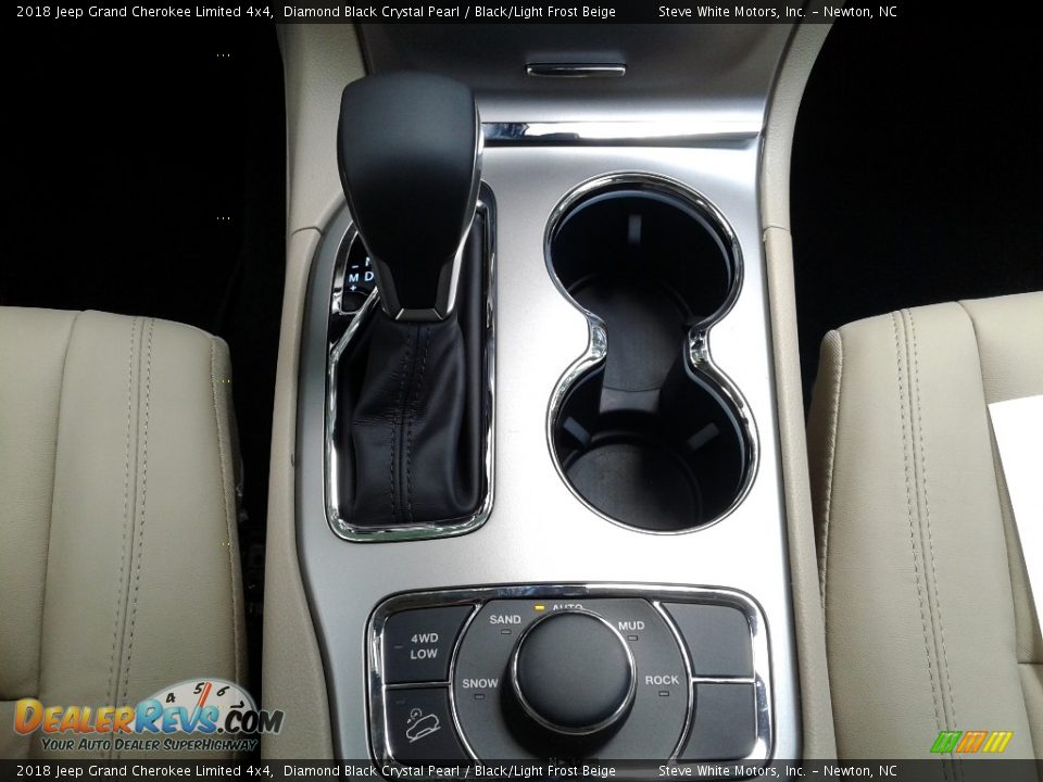 2018 Jeep Grand Cherokee Limited 4x4 Diamond Black Crystal Pearl / Black/Light Frost Beige Photo #30