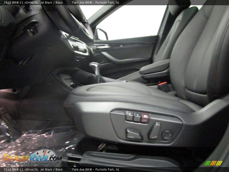 2018 BMW X1 xDrive28i Jet Black / Black Photo #12