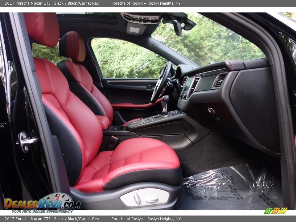 2017 Porsche Macan GTS Black / Black/Garnet Red Photo #18