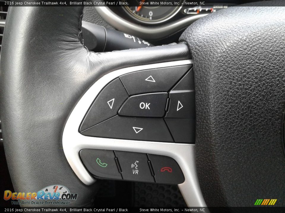 2016 Jeep Cherokee Trailhawk 4x4 Brilliant Black Crystal Pearl / Black Photo #16