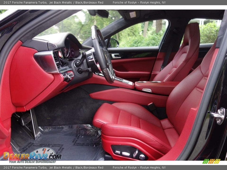 Front Seat of 2017 Porsche Panamera Turbo Photo #11