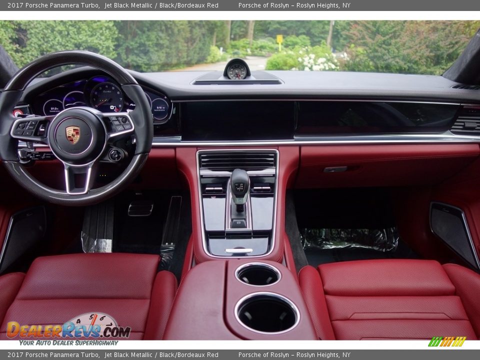 Dashboard of 2017 Porsche Panamera Turbo Photo #13