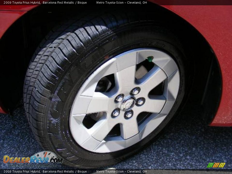 2009 Toyota Prius Hybrid Barcelona Red Metallic / Bisque Photo #25