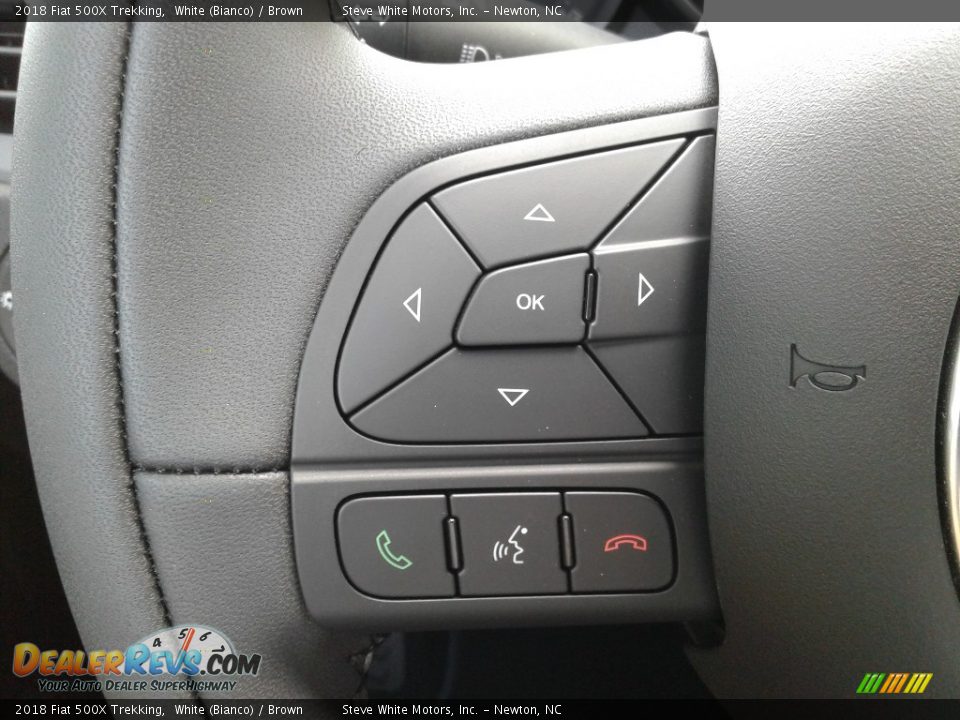 Controls of 2018 Fiat 500X Trekking Photo #16