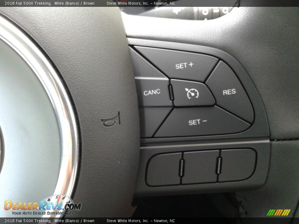 Controls of 2018 Fiat 500X Trekking Photo #17