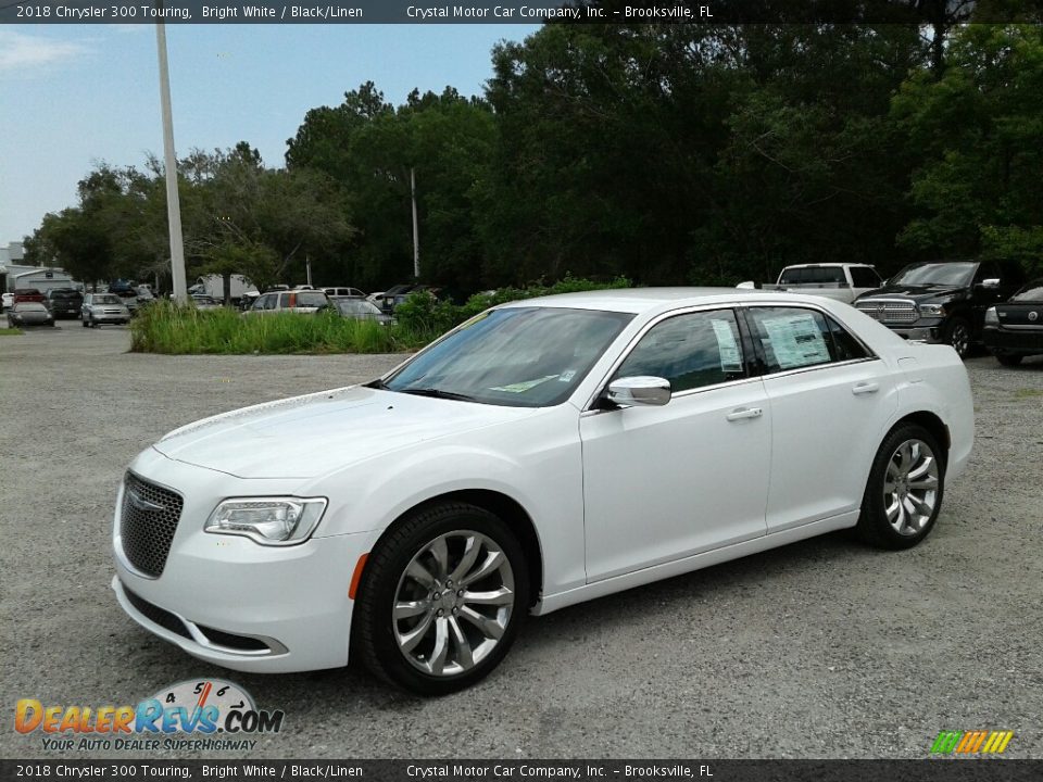 2018 Chrysler 300 Touring Bright White / Black/Linen Photo #1