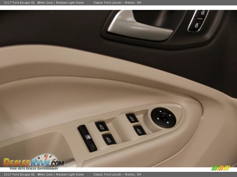 2017 Ford Escape SE White Gold / Medium Light Stone Photo #6