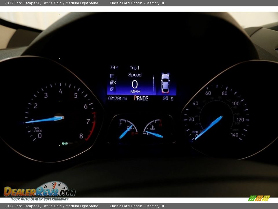 2017 Ford Escape SE White Gold / Medium Light Stone Photo #10