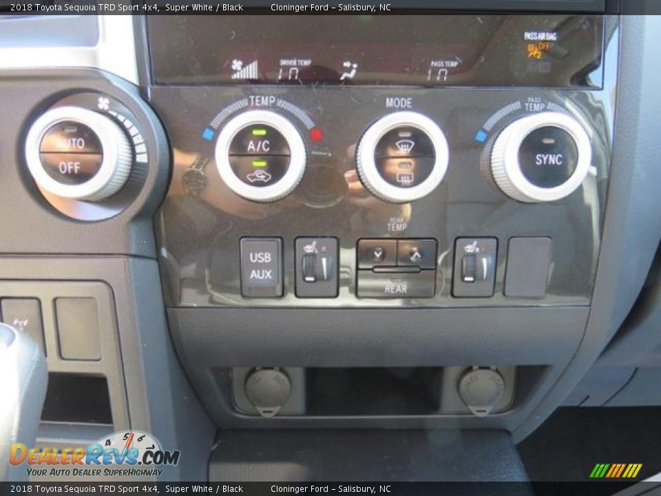 2018 Toyota Sequoia TRD Sport 4x4 Super White / Black Photo #16