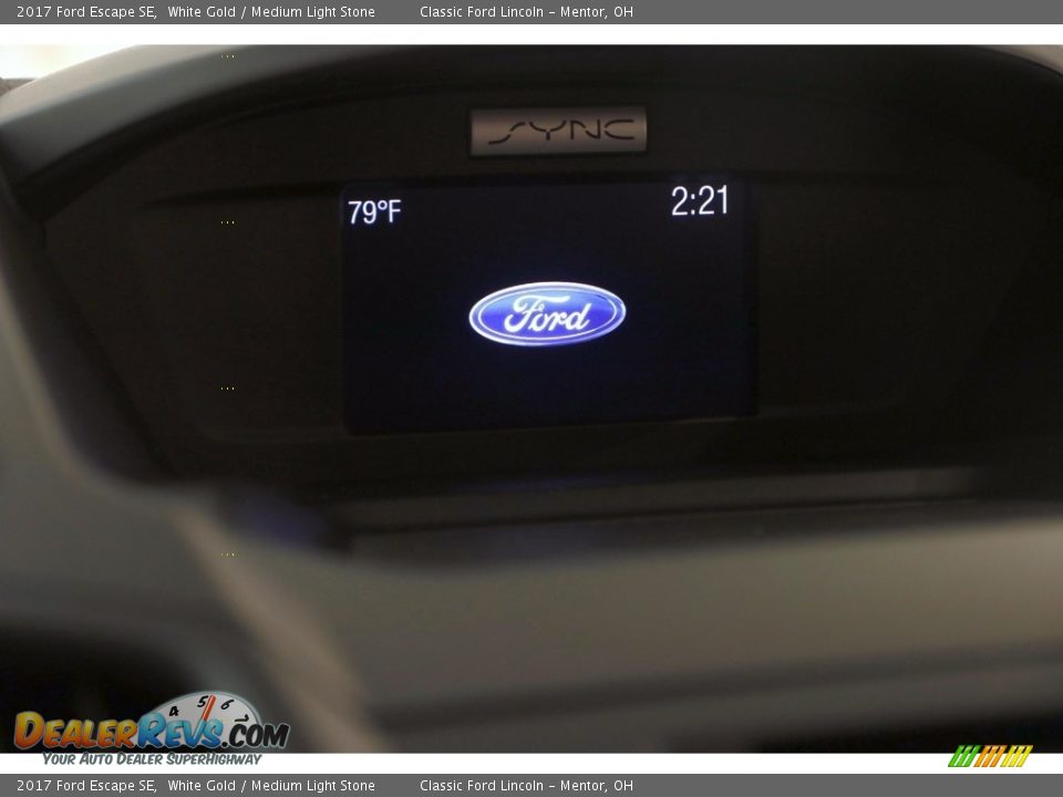 2017 Ford Escape SE White Gold / Medium Light Stone Photo #12