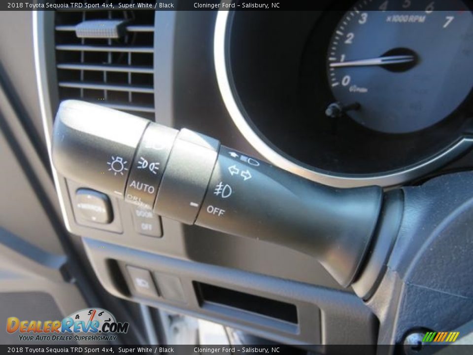 2018 Toyota Sequoia TRD Sport 4x4 Super White / Black Photo #21