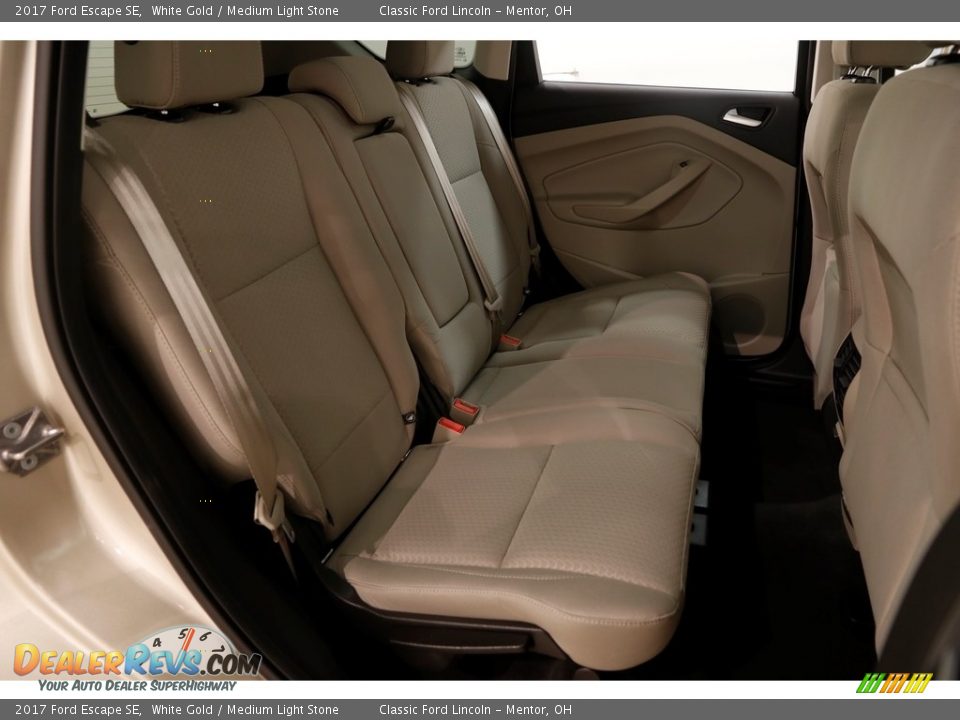 2017 Ford Escape SE White Gold / Medium Light Stone Photo #17