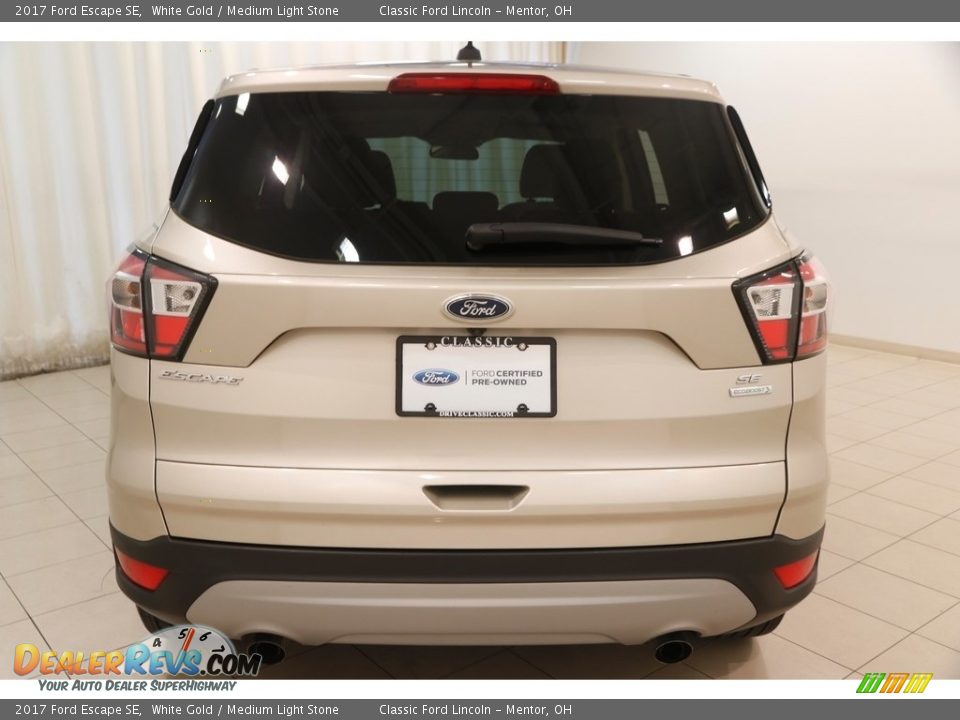 2017 Ford Escape SE White Gold / Medium Light Stone Photo #19