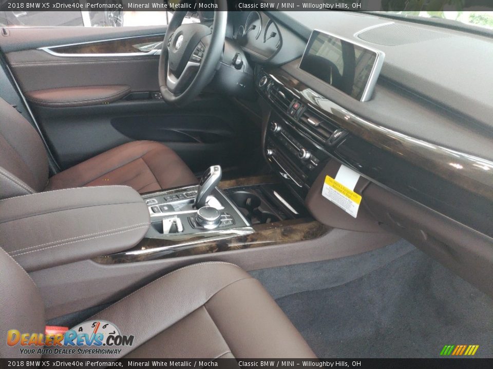 2018 BMW X5 xDrive40e iPerfomance Mineral White Metallic / Mocha Photo #6