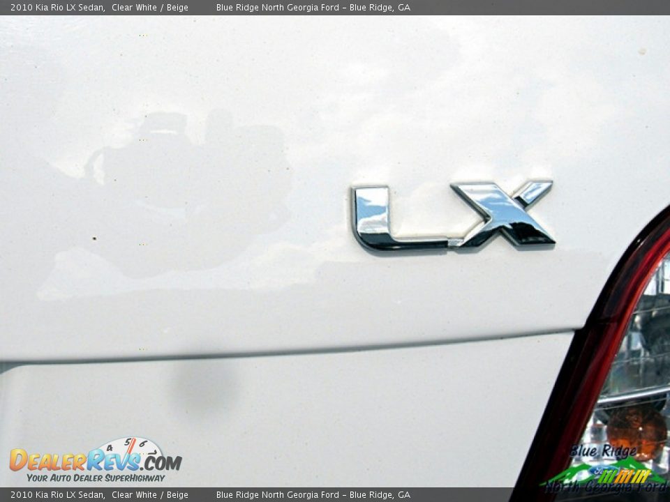2010 Kia Rio LX Sedan Clear White / Beige Photo #30