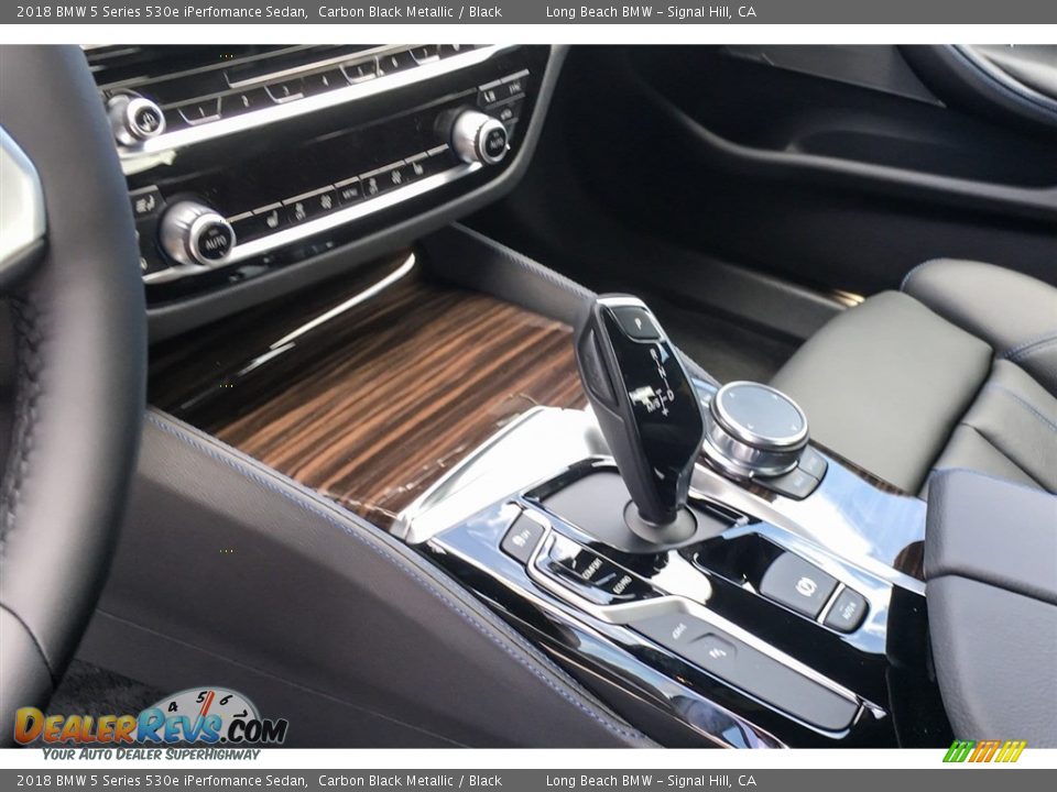2018 BMW 5 Series 530e iPerfomance Sedan Shifter Photo #7