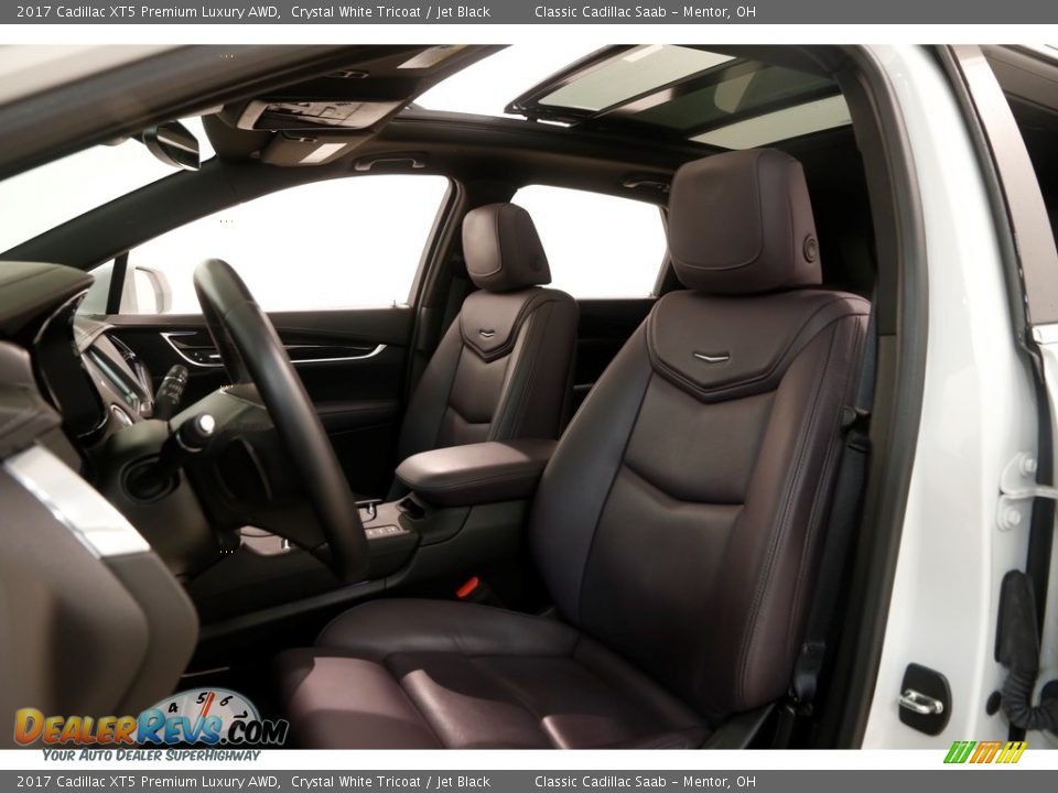 2017 Cadillac XT5 Premium Luxury AWD Crystal White Tricoat / Jet Black Photo #5