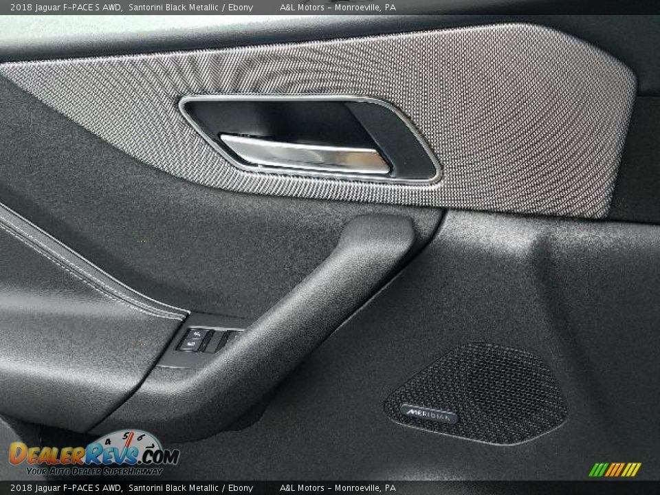 2018 Jaguar F-PACE S AWD Santorini Black Metallic / Ebony Photo #15