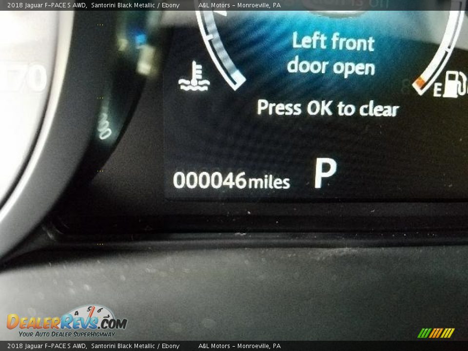 2018 Jaguar F-PACE S AWD Santorini Black Metallic / Ebony Photo #16