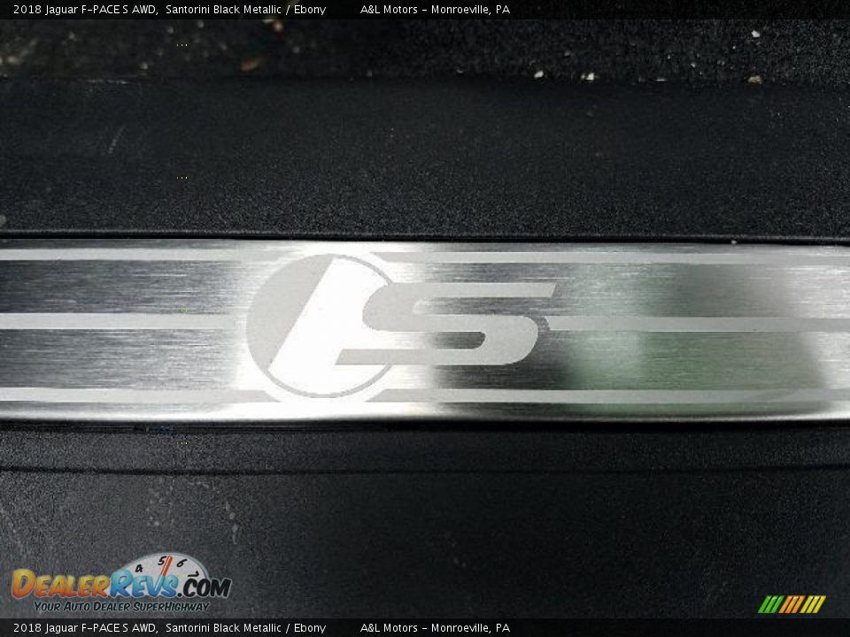 2018 Jaguar F-PACE S AWD Santorini Black Metallic / Ebony Photo #18