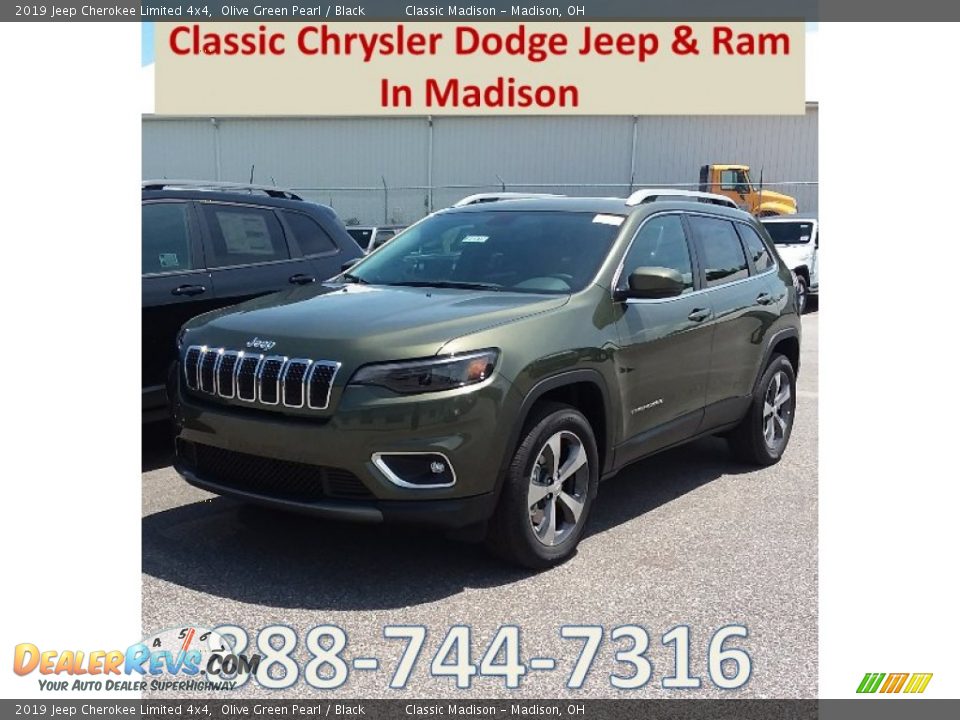 2019 Jeep Cherokee Limited 4x4 Olive Green Pearl / Black Photo #1