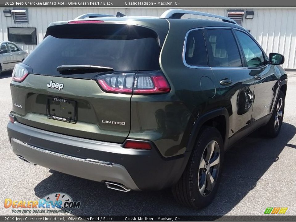 2019 Jeep Cherokee Limited 4x4 Olive Green Pearl / Black Photo #2