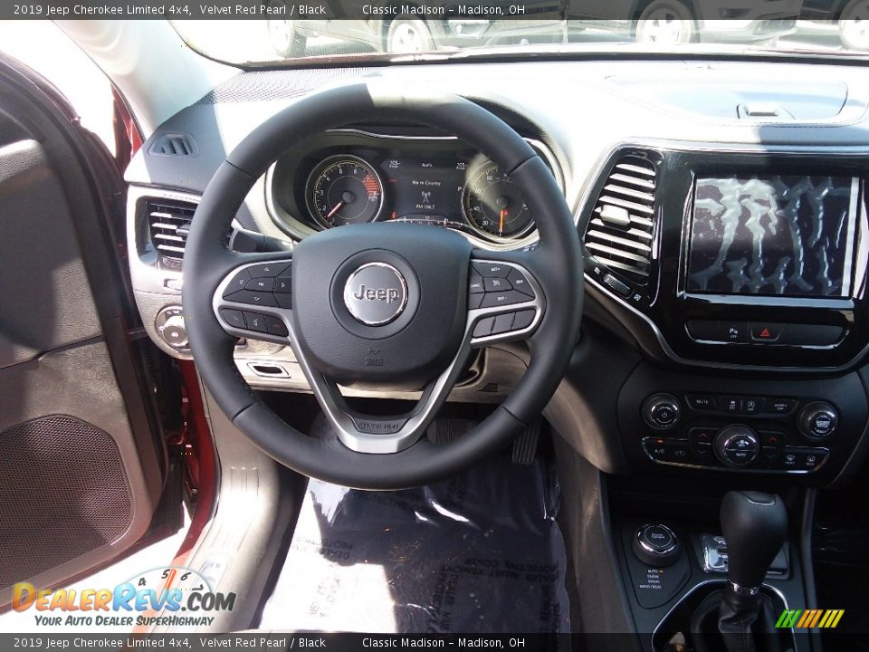 2019 Jeep Cherokee Limited 4x4 Velvet Red Pearl / Black Photo #6