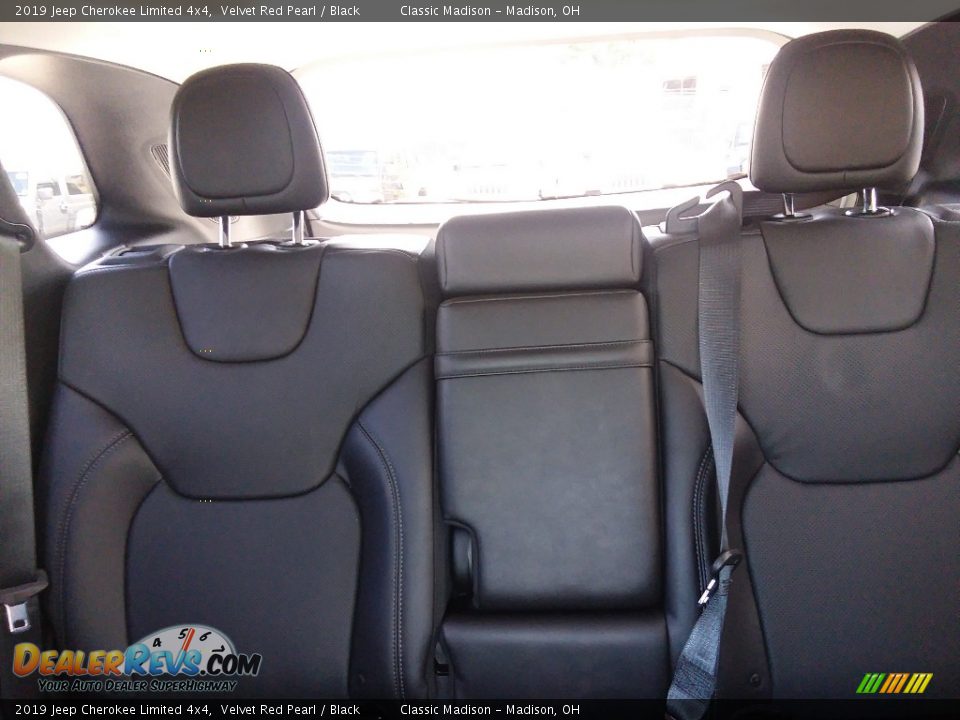 2019 Jeep Cherokee Limited 4x4 Velvet Red Pearl / Black Photo #11