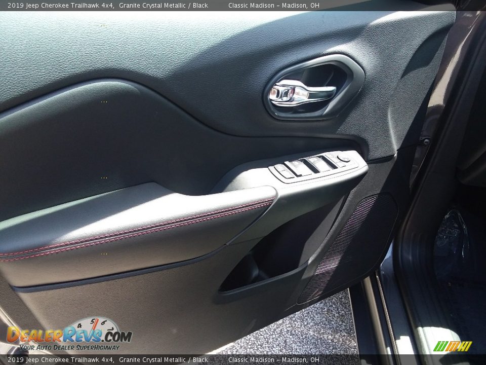 2019 Jeep Cherokee Trailhawk 4x4 Granite Crystal Metallic / Black Photo #3