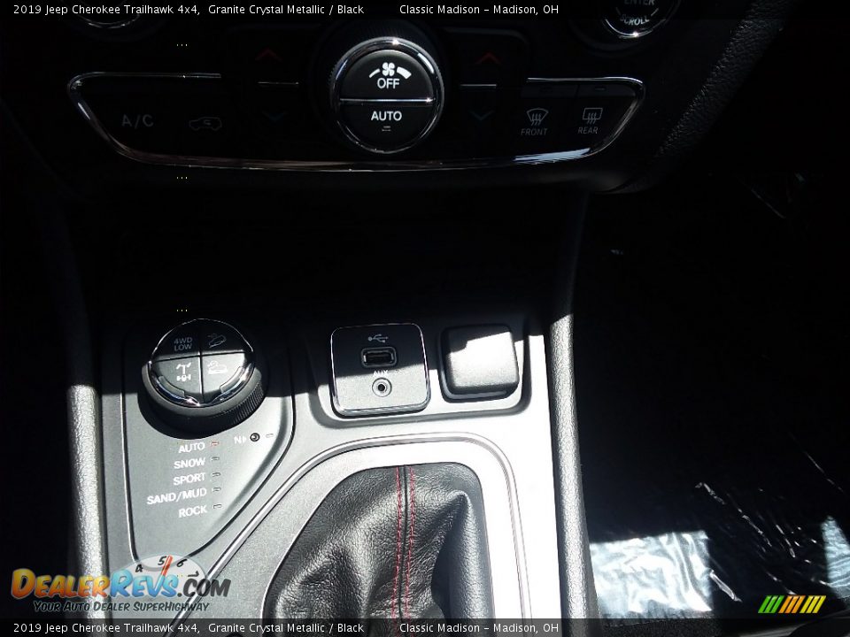 2019 Jeep Cherokee Trailhawk 4x4 Granite Crystal Metallic / Black Photo #9