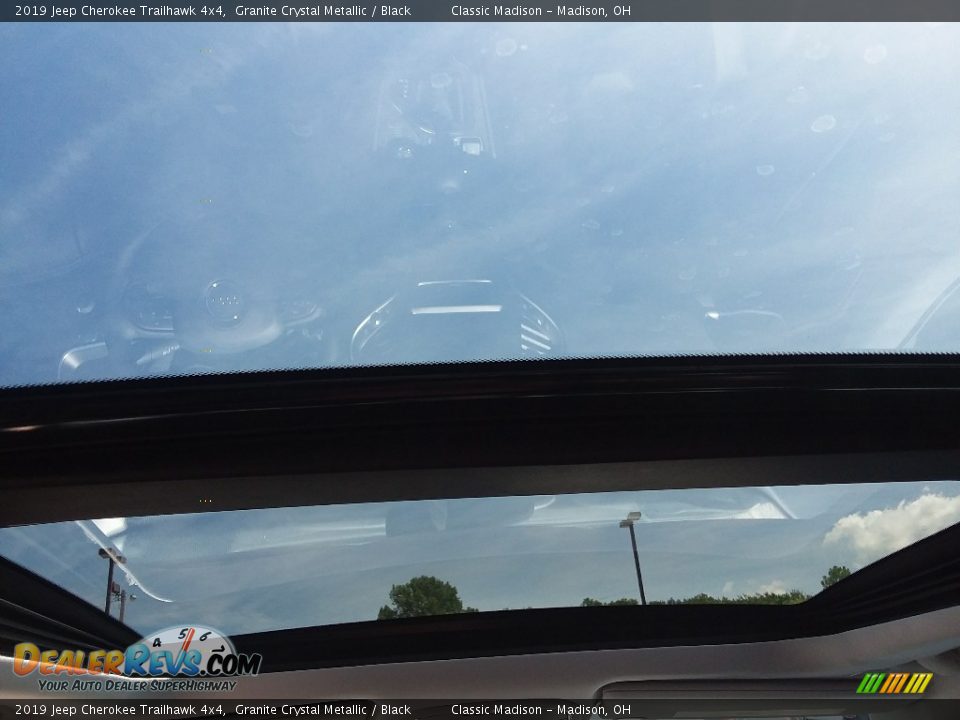 2019 Jeep Cherokee Trailhawk 4x4 Granite Crystal Metallic / Black Photo #13