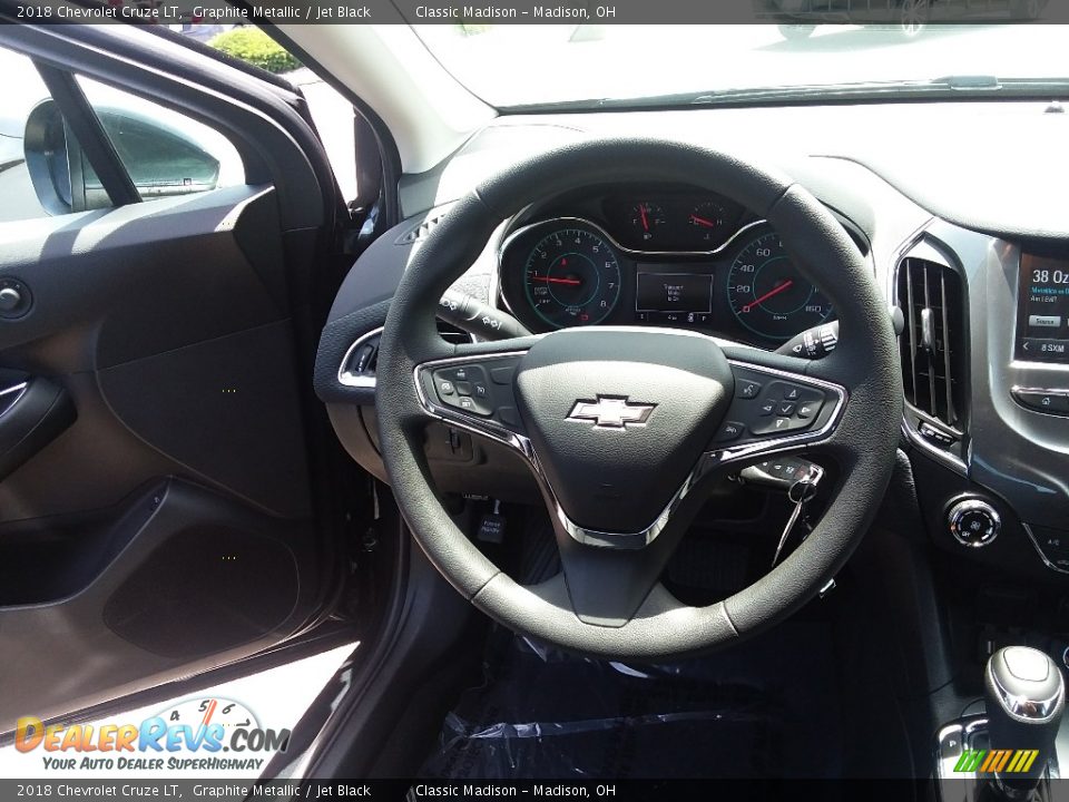2018 Chevrolet Cruze LT Graphite Metallic / Jet Black Photo #7