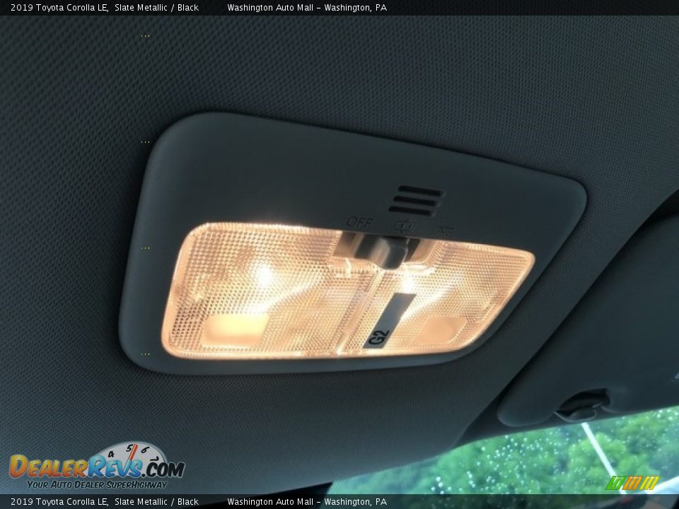 2019 Toyota Corolla LE Slate Metallic / Black Photo #15