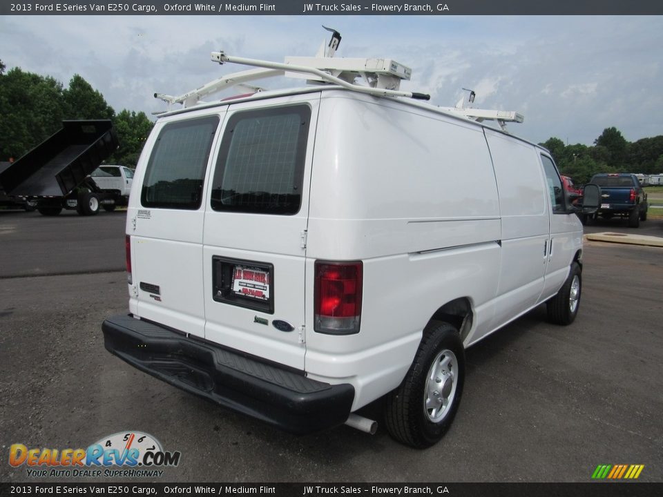 2013 Ford E Series Van E250 Cargo Oxford White / Medium Flint Photo #5