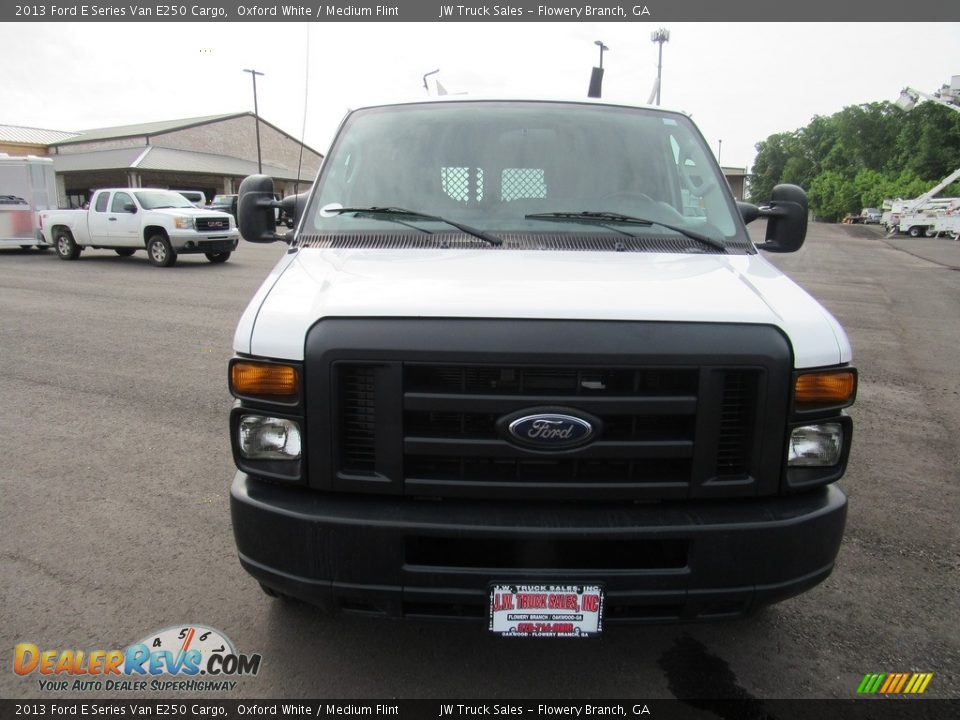 2013 Ford E Series Van E250 Cargo Oxford White / Medium Flint Photo #8