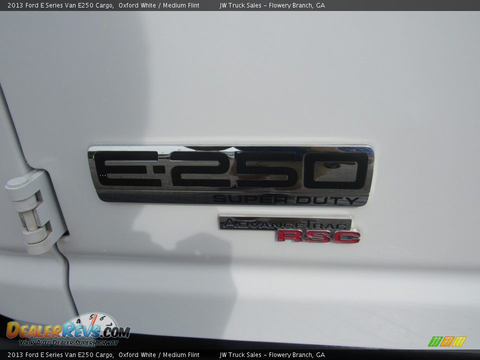 2013 Ford E Series Van E250 Cargo Oxford White / Medium Flint Photo #10