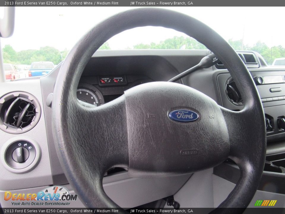 2013 Ford E Series Van E250 Cargo Oxford White / Medium Flint Photo #28