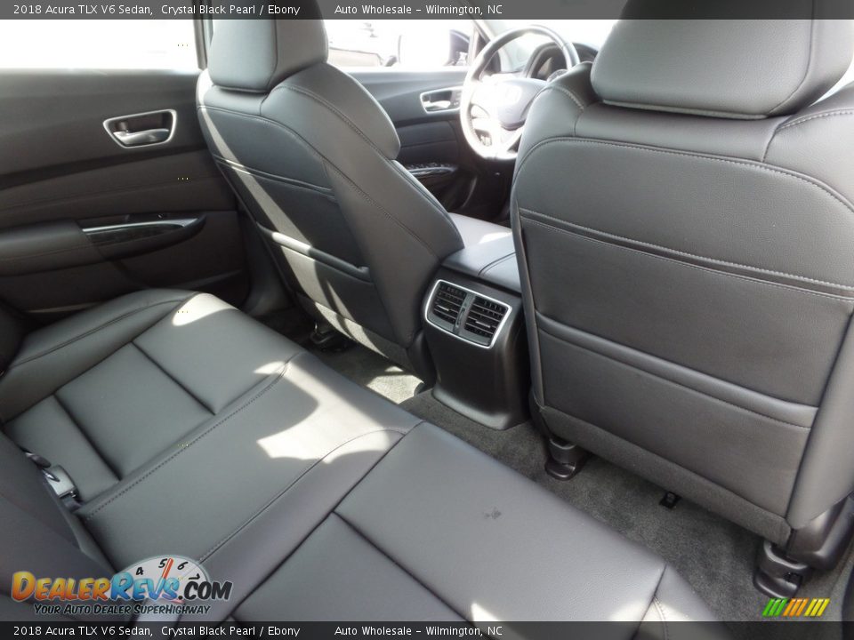 2018 Acura TLX V6 Sedan Crystal Black Pearl / Ebony Photo #15