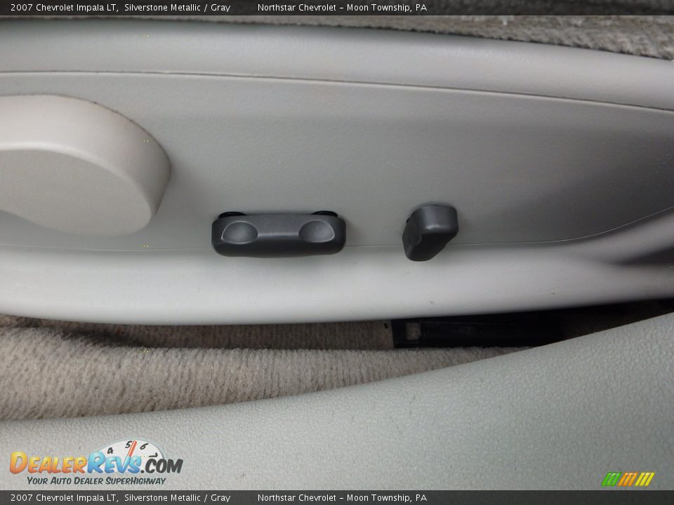 2007 Chevrolet Impala LT Silverstone Metallic / Gray Photo #12
