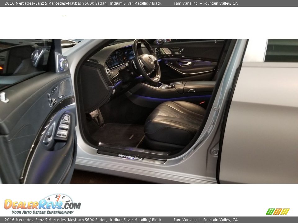 2016 Mercedes-Benz S Mercedes-Maybach S600 Sedan Iridium Silver Metallic / Black Photo #21